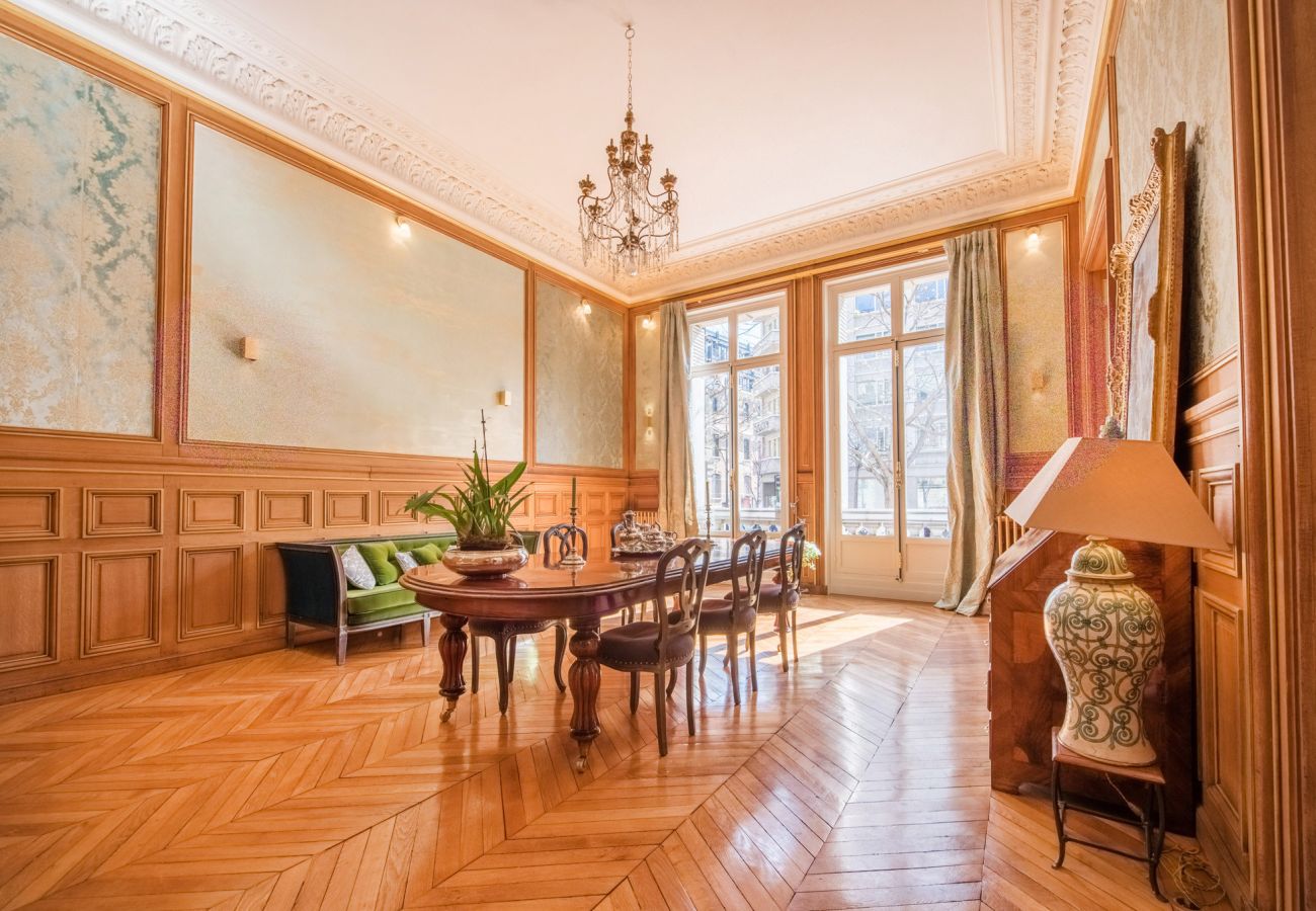 Apartamento em Paris - Wagram Luxury Palace