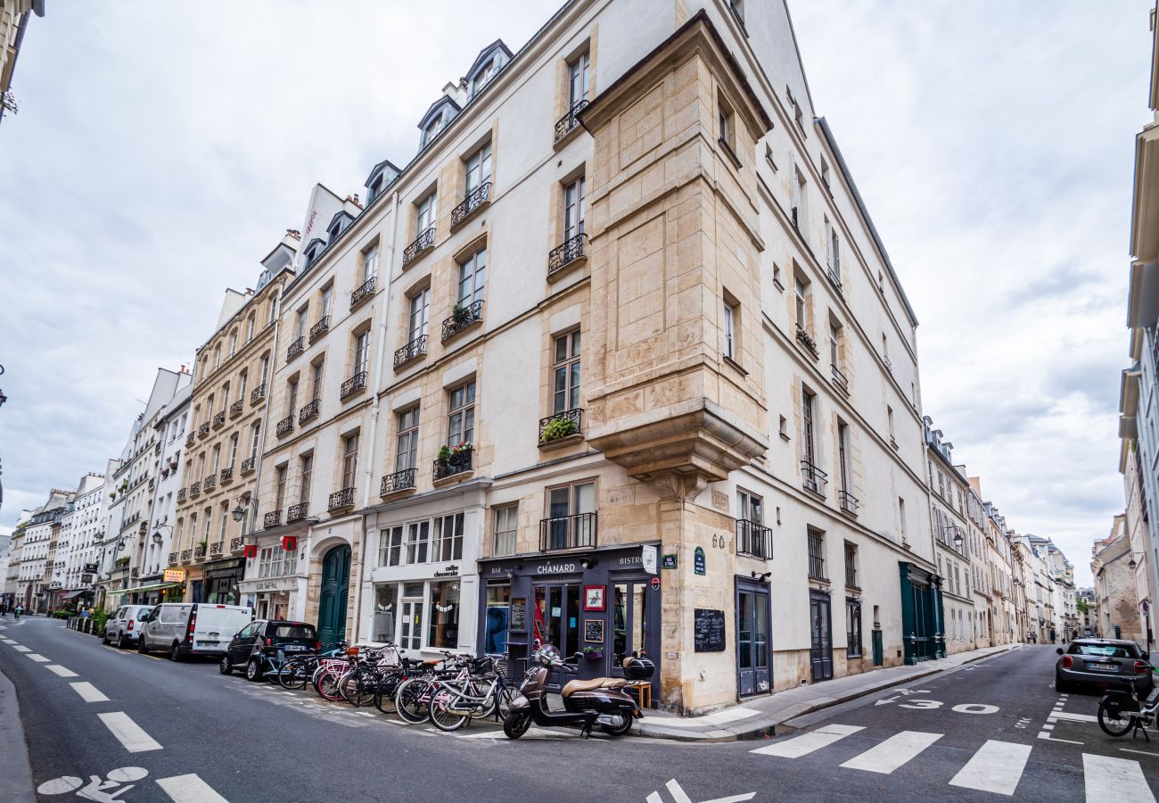 Apartamento em Paris - Marais Historique