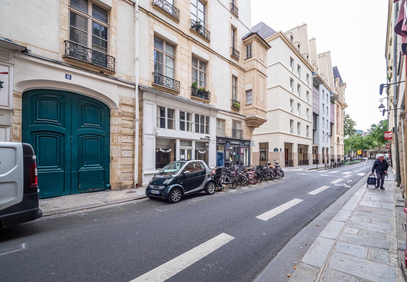 Apartamento em Paris - Marais Historique