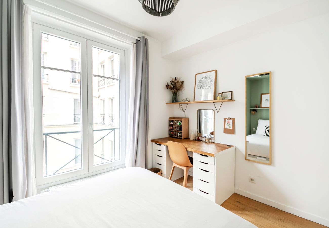 Apartment in Paris - Marais Republique Family