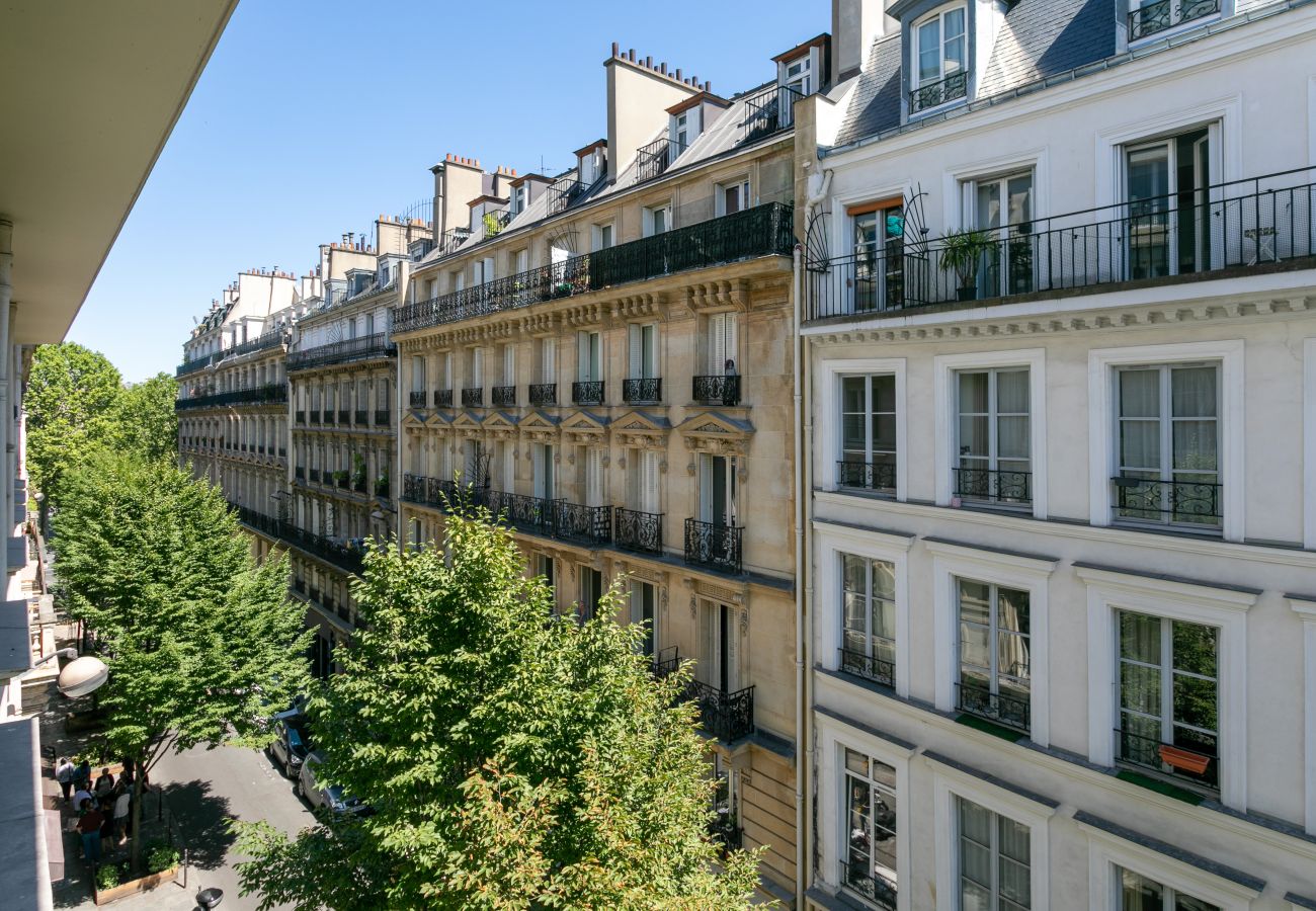 Apartment in Paris - Marais Republique Family