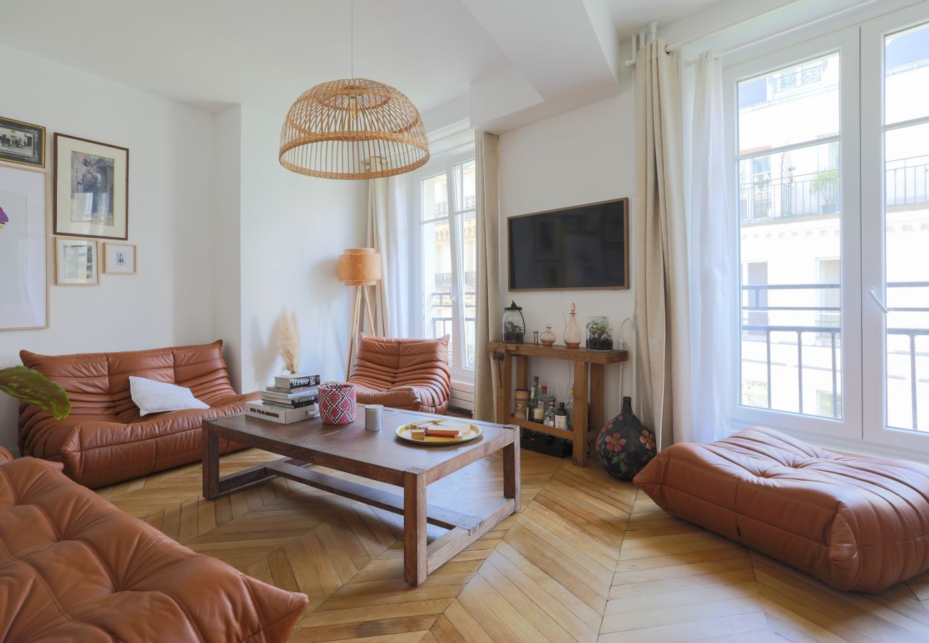 Apartment in Paris - Marais Republique Family