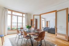 Apartment in Paris - Jardin du Luxembourg Home