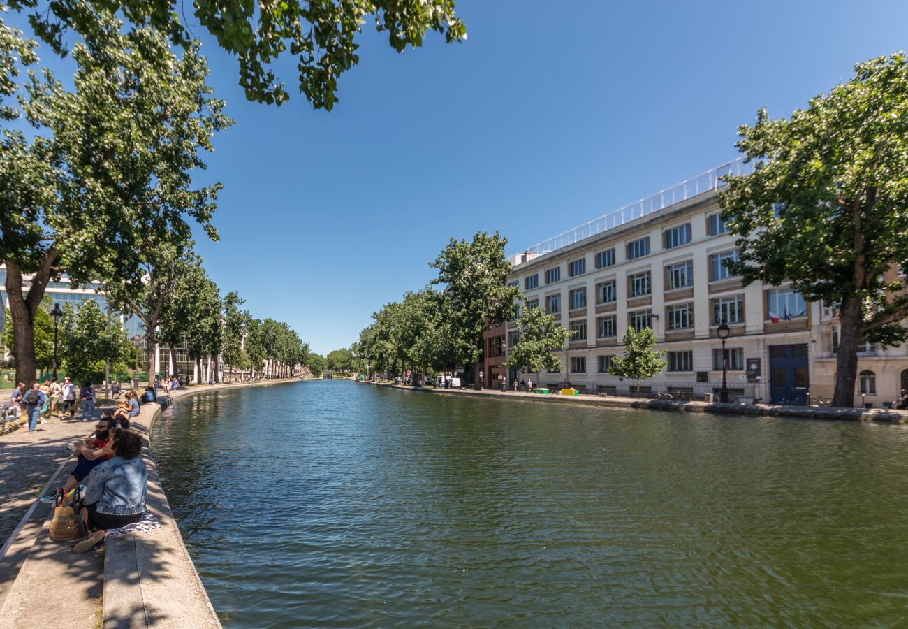 Apartment in Paris - Canal St Martin Valmy