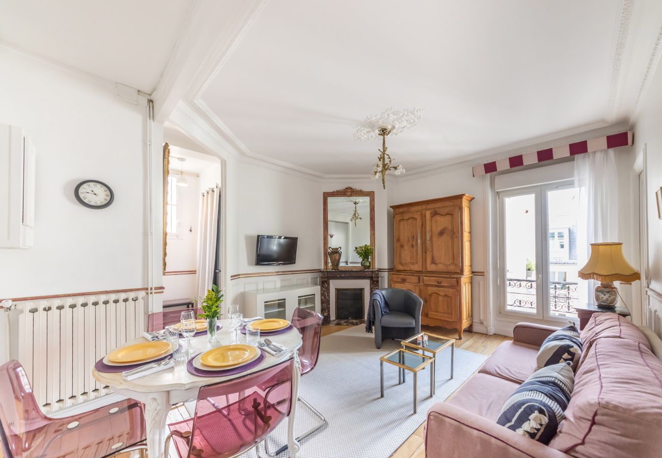 Apartment in Paris - Mouffetard Rustic la Clef