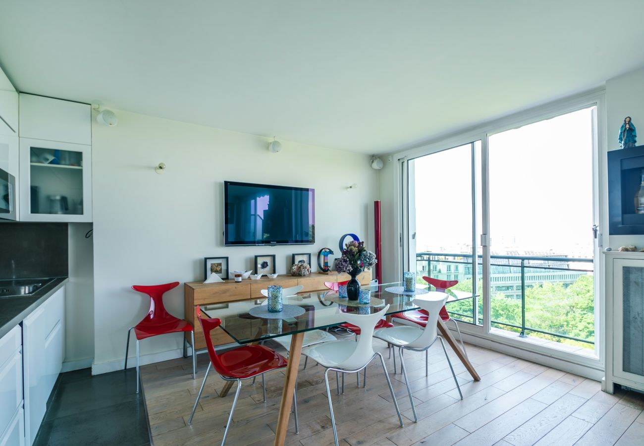 Apartment in Paris - Buttes Chaumont Botzaris View