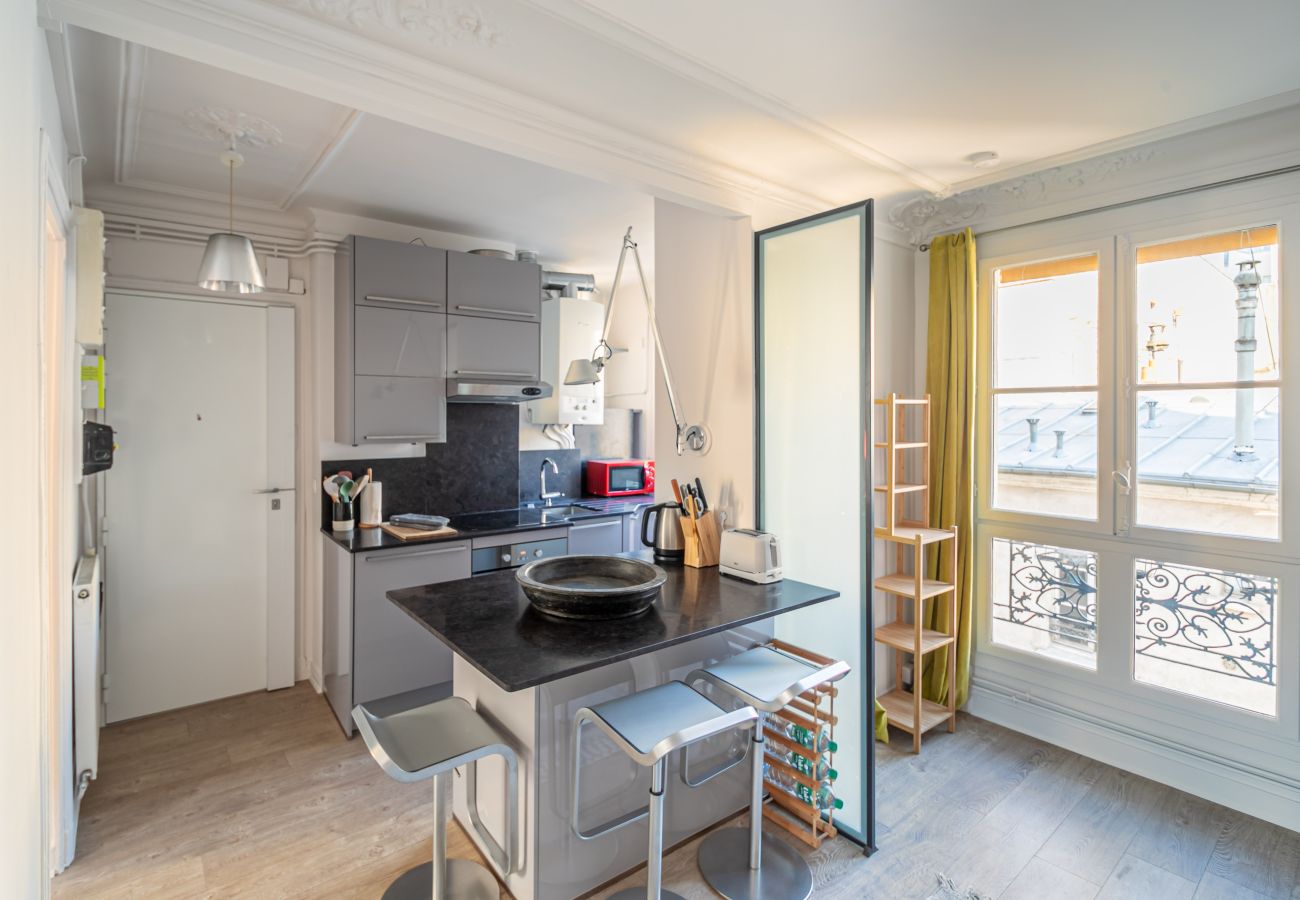 Apartment in Paris - Bon Marché Mayet