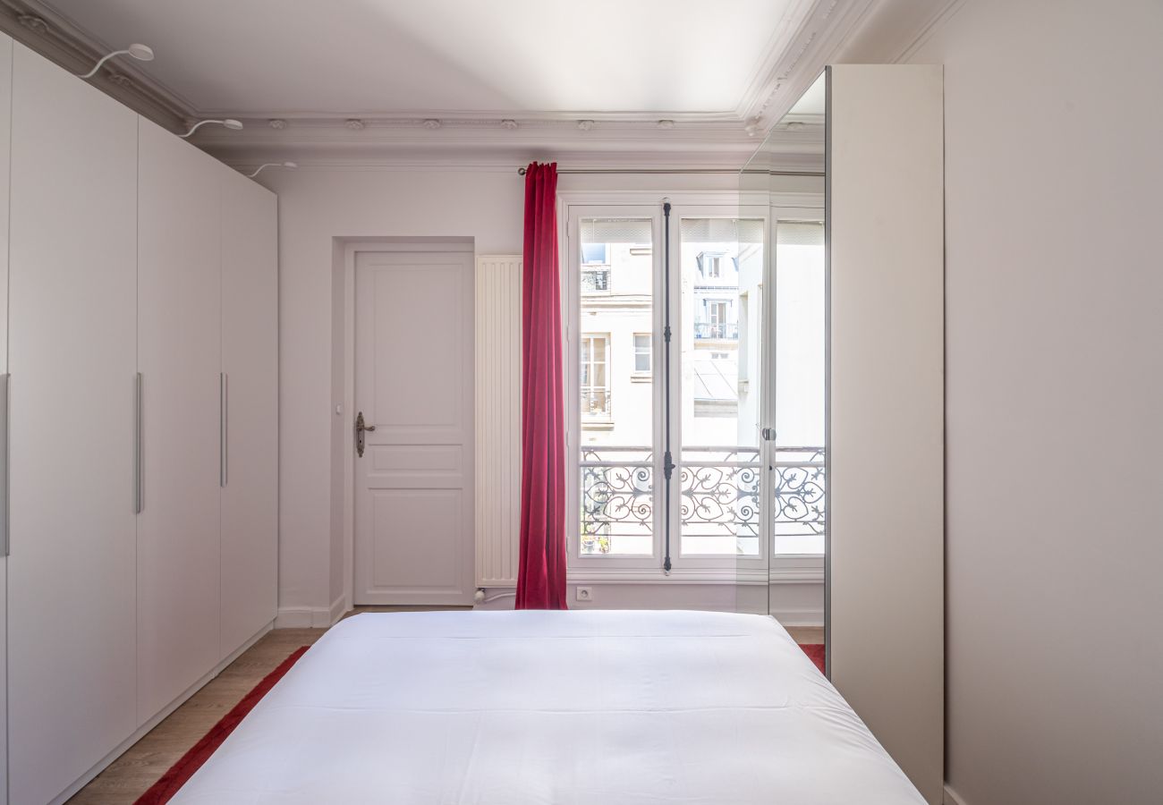 Apartment in Paris - Bon Marché Mayet