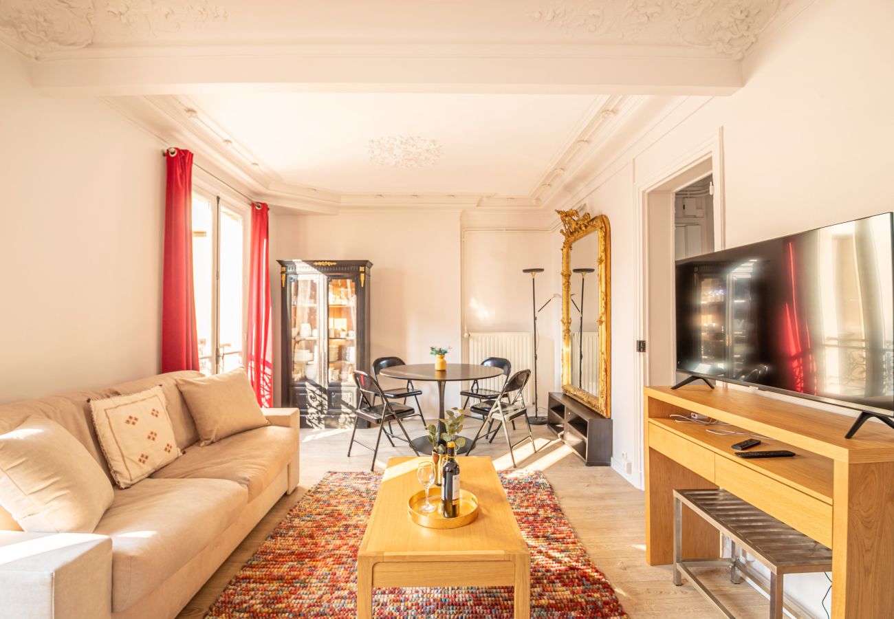 Apartment in Paris - Bon Marché Mayet