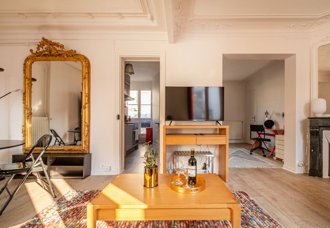 Apartment in Paris - Bon Marché Mayet