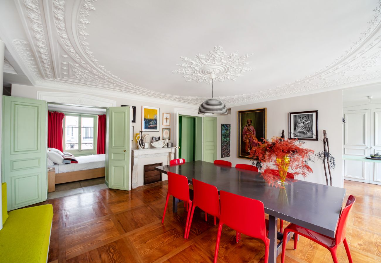 Apartment in Paris - Montmartre Home