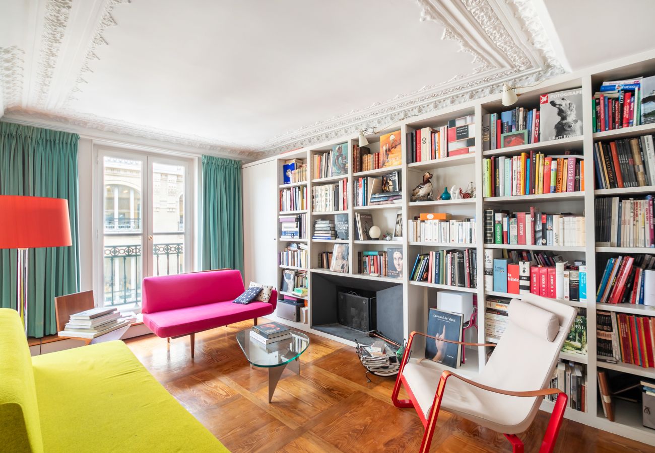 Apartment in Paris - Montmartre Home