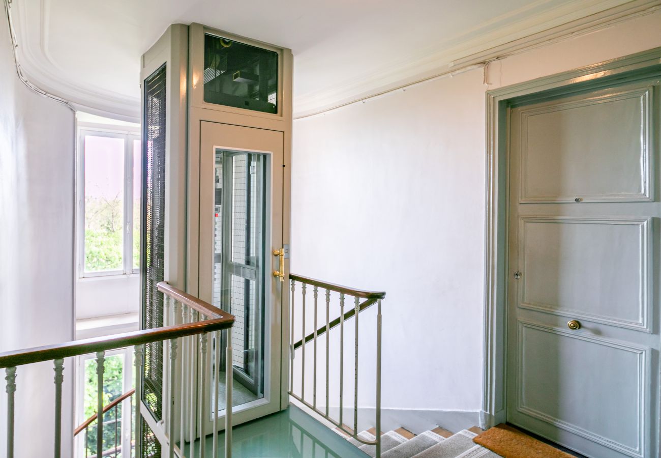 Apartment in Paris - Bon Marché Vaneau-Matignon